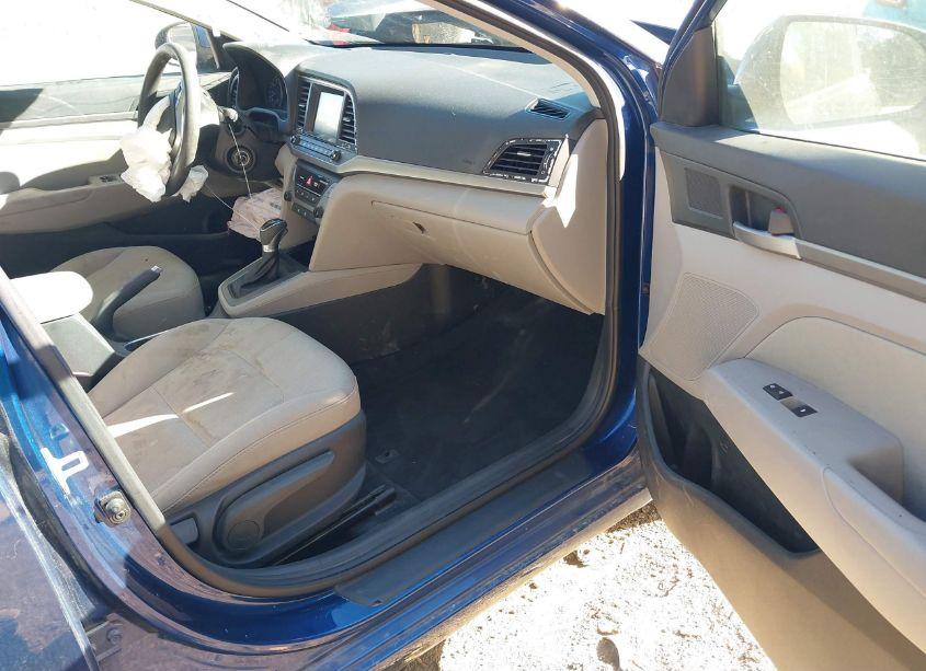 Photo 5 of 2017 Hyundai Elantra SE (VIN 5NPD84LF9HH157946)