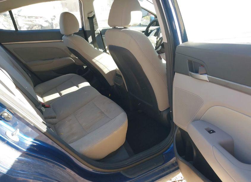 Photo 8 of 2017 Hyundai Elantra SE (VIN 5NPD84LF9HH157946)