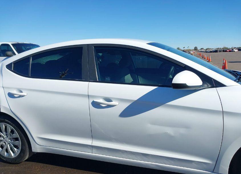 Photo 13 of 2017 Hyundai Elantra SE (VIN 5NPD84LF9HH159762)