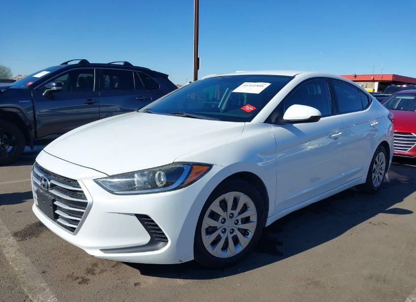 Photo 2 of 2017 Hyundai Elantra SE (VIN 5NPD84LF9HH159762)