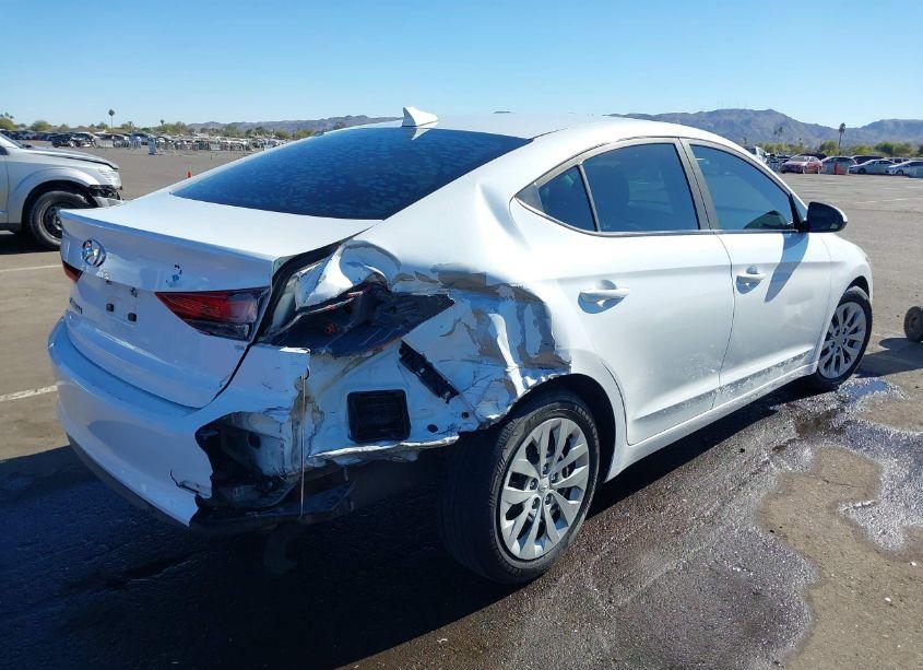 Photo 4 of 2017 Hyundai Elantra SE (VIN 5NPD84LF9HH159762)