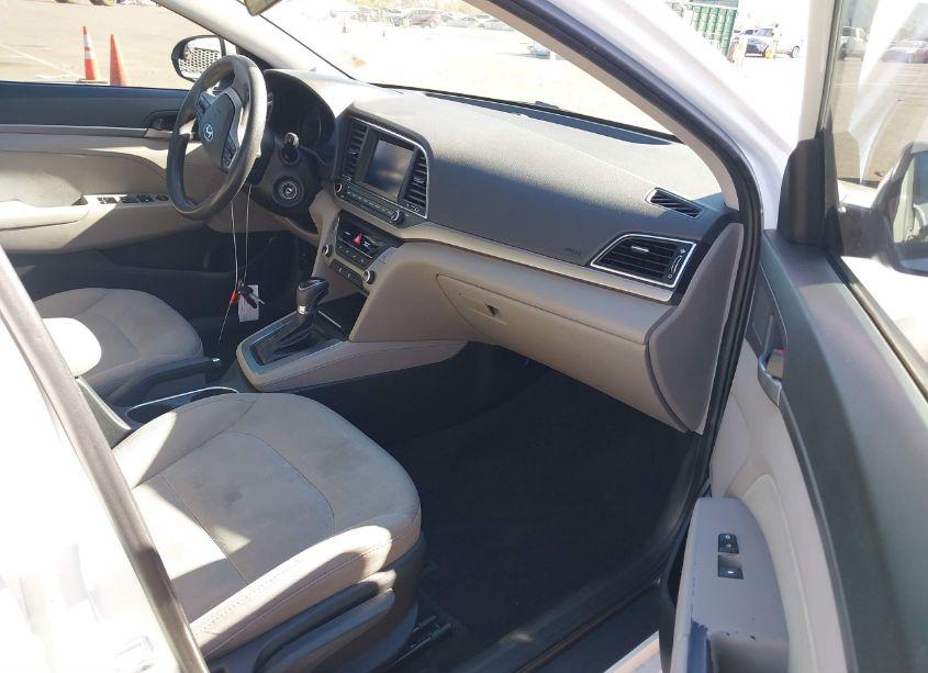 Photo 5 of 2017 Hyundai Elantra SE (VIN 5NPD84LF9HH159762)