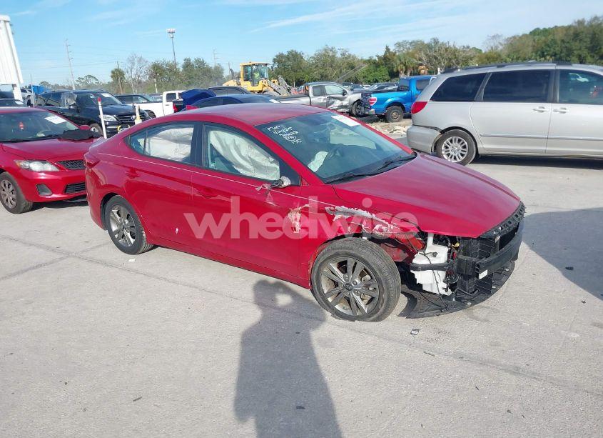 2017 Hyundai Elantra SE (VIN 5NPD84LF9HH160006) main photo