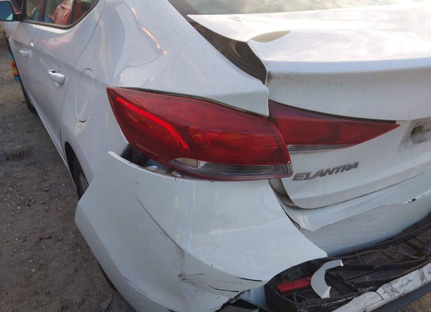 Photo 18 of 2017 Hyundai Elantra VALUE EDITION (VIN 5NPD84LF9HH169319)