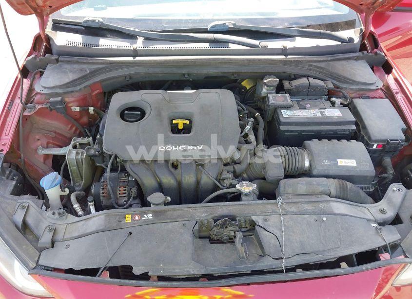 Photo 10 of 2017 Hyundai Elantra SE (VIN 5NPD84LF9HH169871)