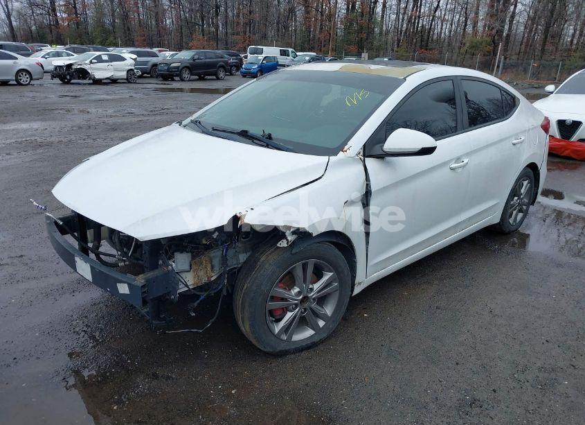 Photo 2 of 2017 Hyundai Elantra VALUE EDITION (VIN 5NPD84LF9HH176951)