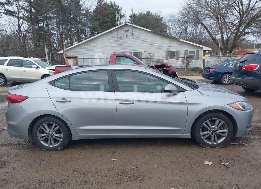 Photo 14 of 2017 Hyundai Elantra SE (VIN 5NPD84LF9HH181924)