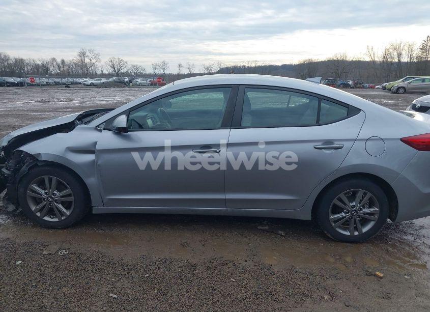 Photo 15 of 2017 Hyundai Elantra SE (VIN 5NPD84LF9HH181924)