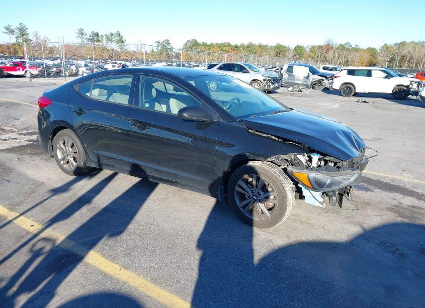 2018 Hyundai Elantra SEL (VIN 5NPD84LF9JH213566) main photo