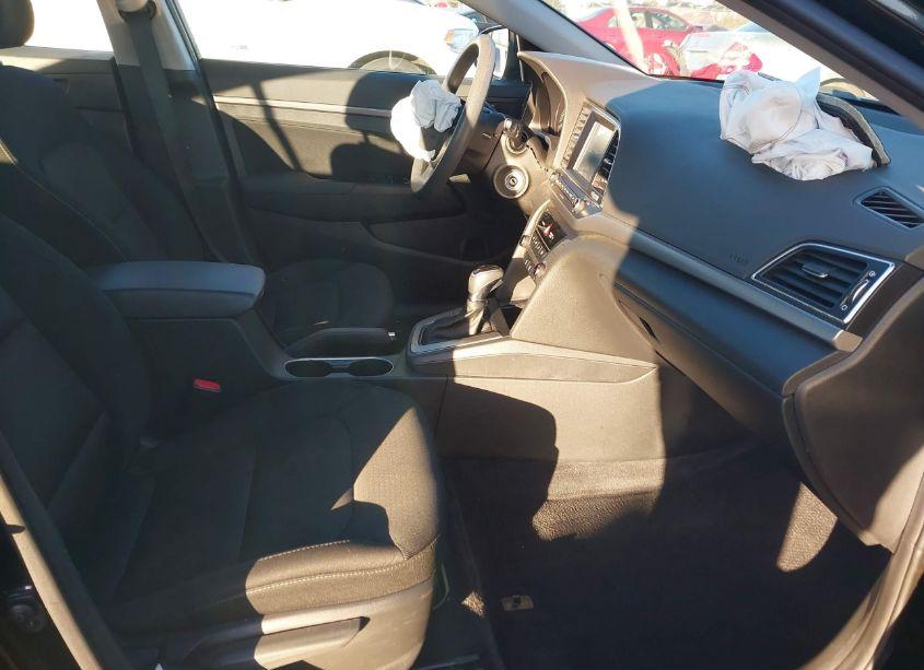 Photo 5 of 2018 Hyundai Elantra SEL (VIN 5NPD84LF9JH217536)