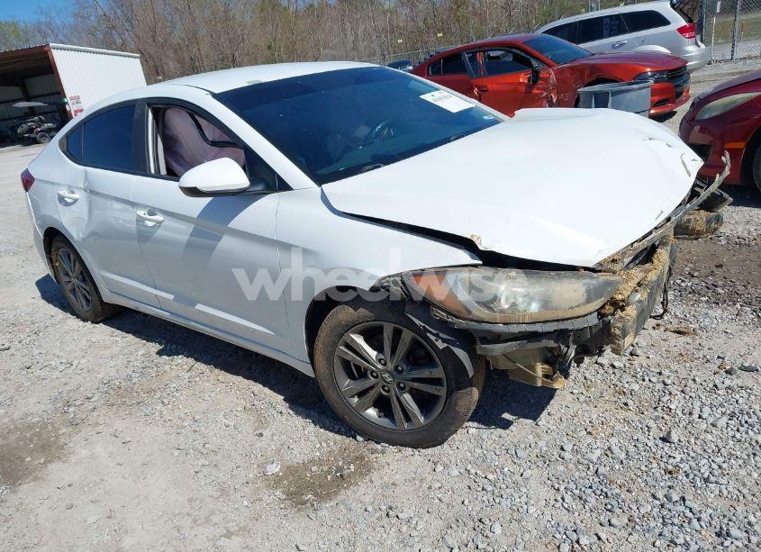 2018 Hyundai Elantra SEL (VIN 5NPD84LF9JH223966) main photo