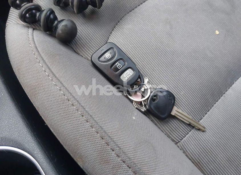 Photo 11 of 2018 Hyundai Elantra SEL (VIN 5NPD84LF9JH234997)