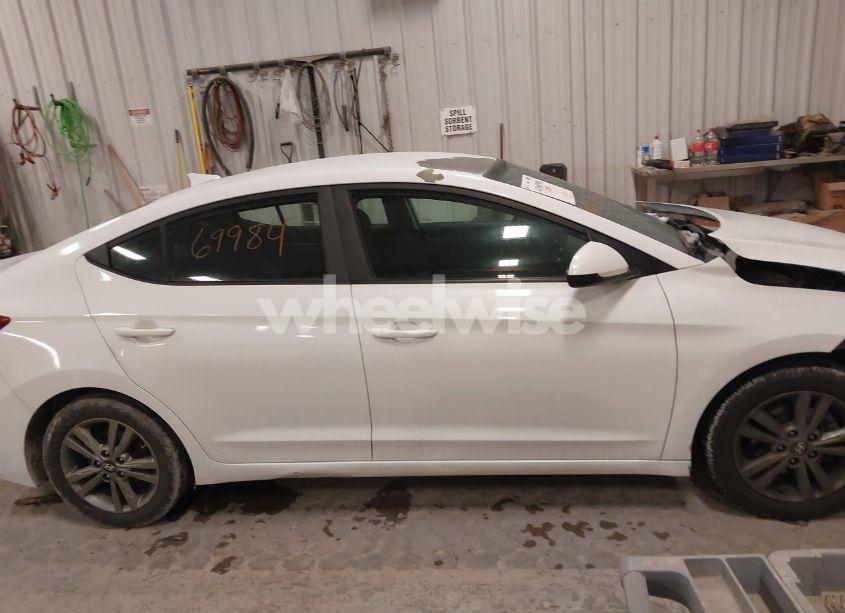 Photo 13 of 2018 Hyundai Elantra SEL (VIN 5NPD84LF9JH239519)