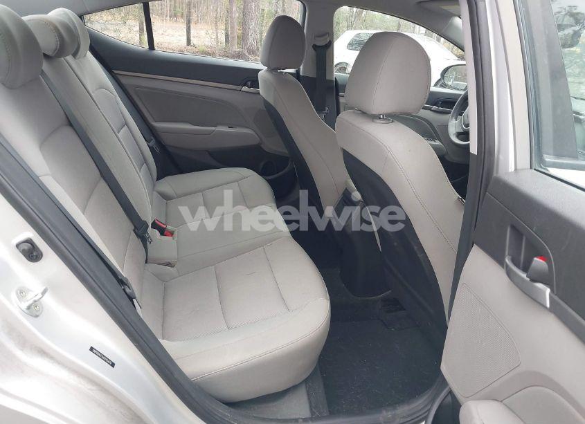 Photo 8 of 2018 Hyundai Elantra SEL (VIN 5NPD84LF9JH245479)