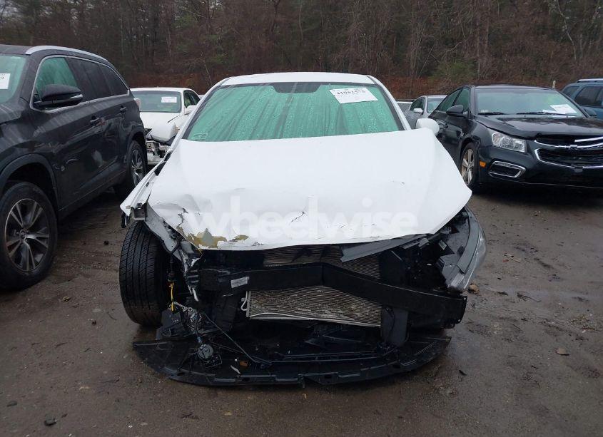 Photo 13 of 2018 Hyundai Elantra SEL (VIN 5NPD84LF9JH255624)