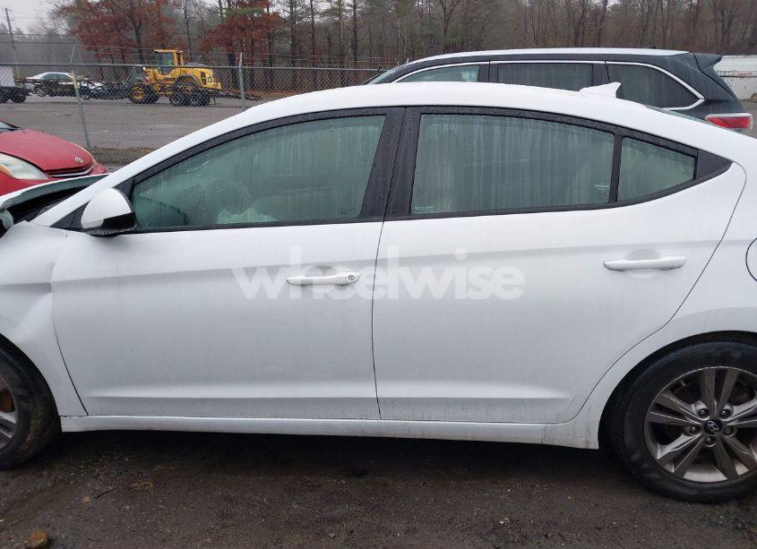 Photo 15 of 2018 Hyundai Elantra SEL (VIN 5NPD84LF9JH255624)