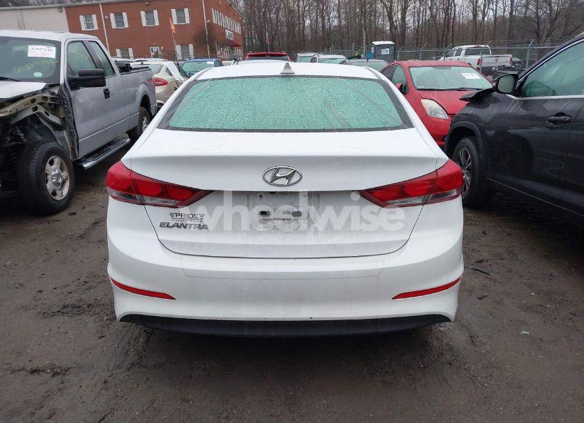 Photo 17 of 2018 Hyundai Elantra SEL (VIN 5NPD84LF9JH255624)