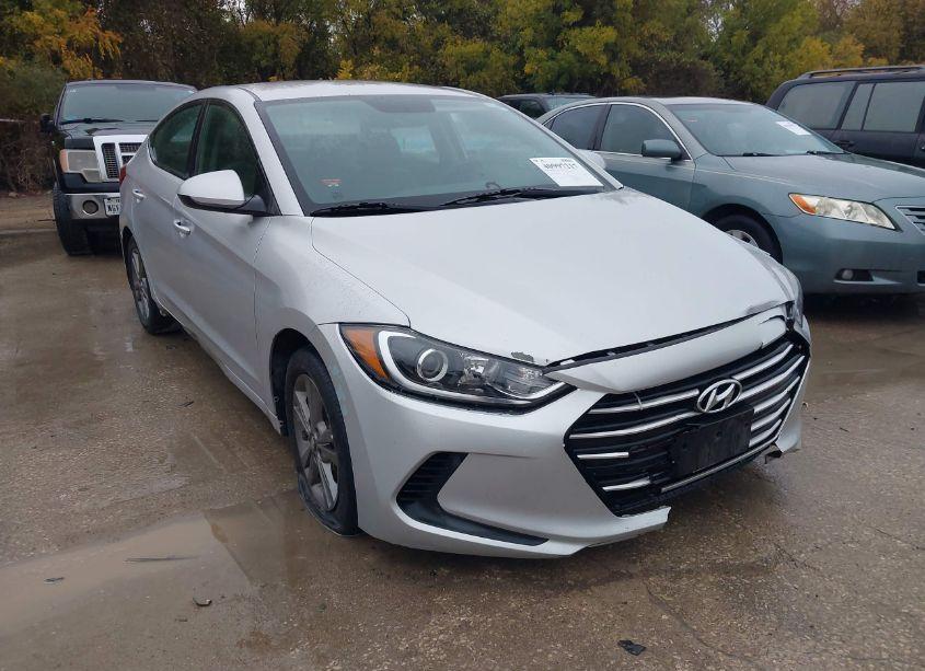 2018 Hyundai Elantra SEL (VIN 5NPD84LF9JH298652) main photo