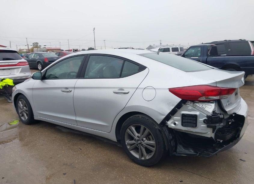 Photo 14 of 2018 Hyundai Elantra SEL (VIN 5NPD84LF9JH298652)