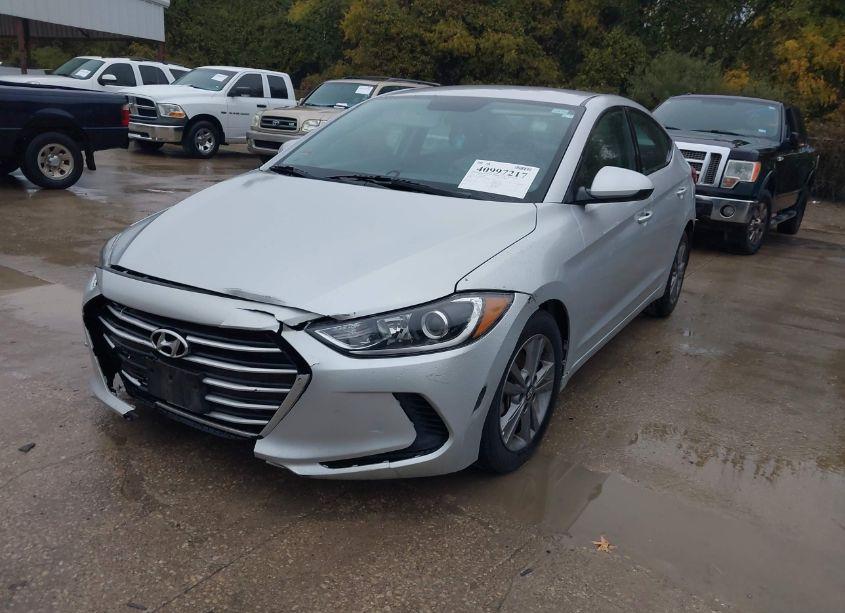Photo 2 of 2018 Hyundai Elantra SEL (VIN 5NPD84LF9JH298652)