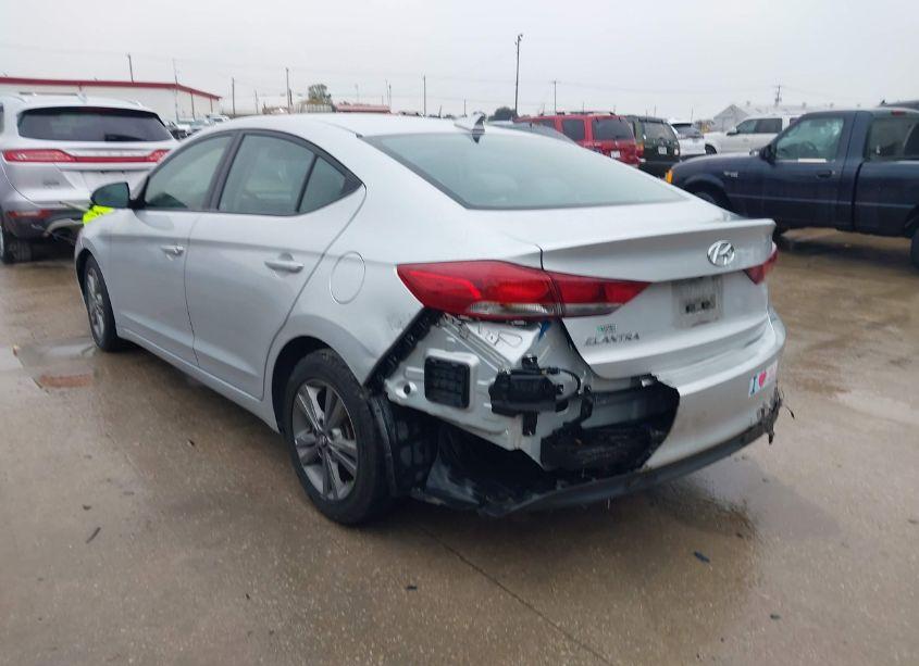 Photo 3 of 2018 Hyundai Elantra SEL (VIN 5NPD84LF9JH298652)