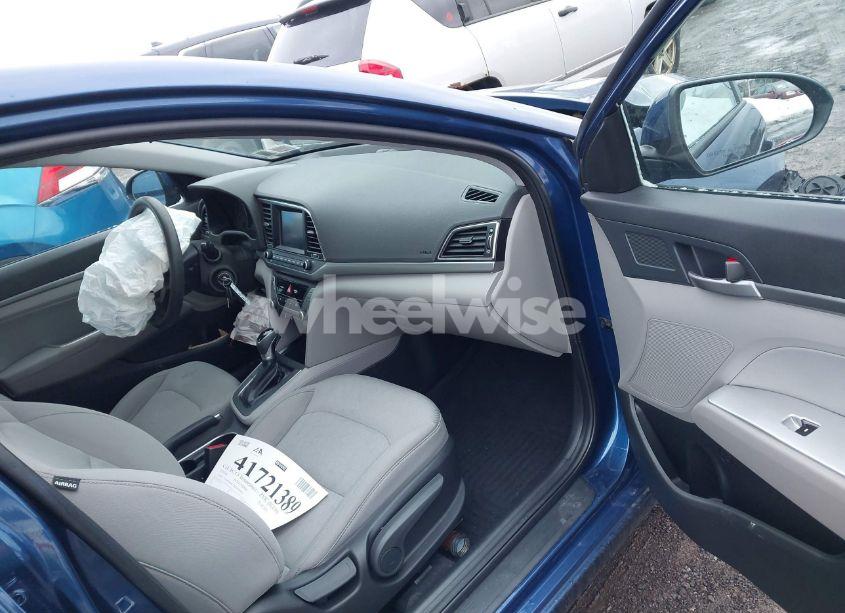 Photo 5 of 2018 Hyundai Elantra SEL (VIN 5NPD84LF9JH299963)
