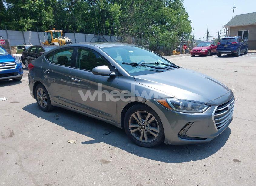 2018 Hyundai Elantra VALUE EDITION (VIN 5NPD84LF9JH300142) main photo
