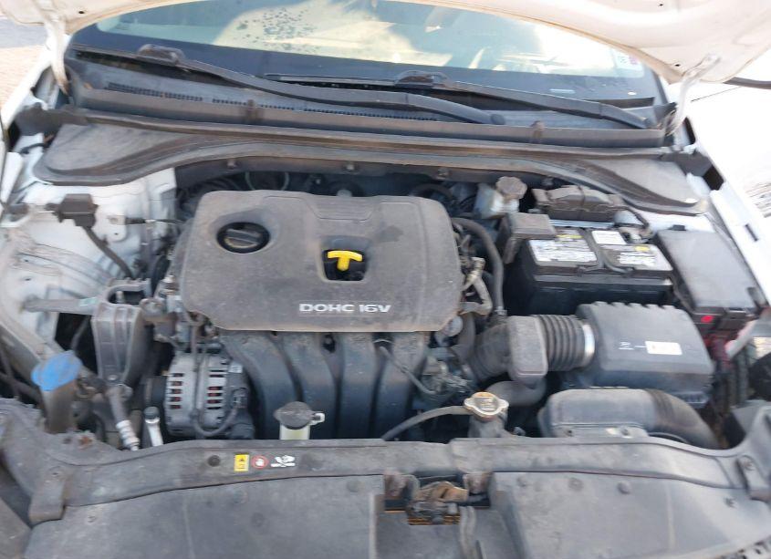 Photo 10 of 2018 Hyundai Elantra SEL (VIN 5NPD84LF9JH302988)