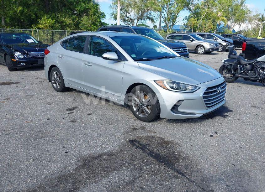 2018 Hyundai Elantra SEL (VIN 5NPD84LF9JH310265) main photo