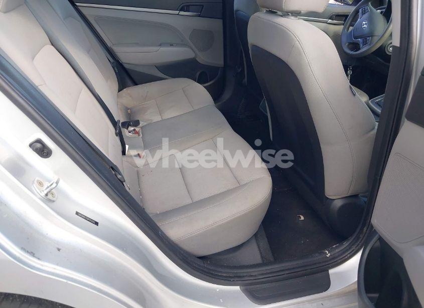 Photo 8 of 2018 Hyundai Elantra SEL (VIN 5NPD84LF9JH310265)