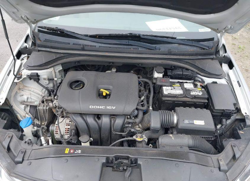 Photo 10 of 2018 Hyundai Elantra SEL (VIN 5NPD84LF9JH317054)