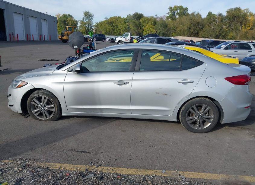 Photo 14 of 2018 Hyundai Elantra VALUE EDITION (VIN 5NPD84LF9JH318236)