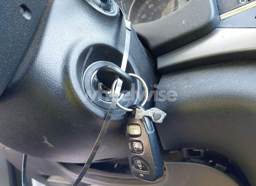 Photo 11 of 2018 Hyundai Elantra SEL (VIN 5NPD84LF9JH319533)