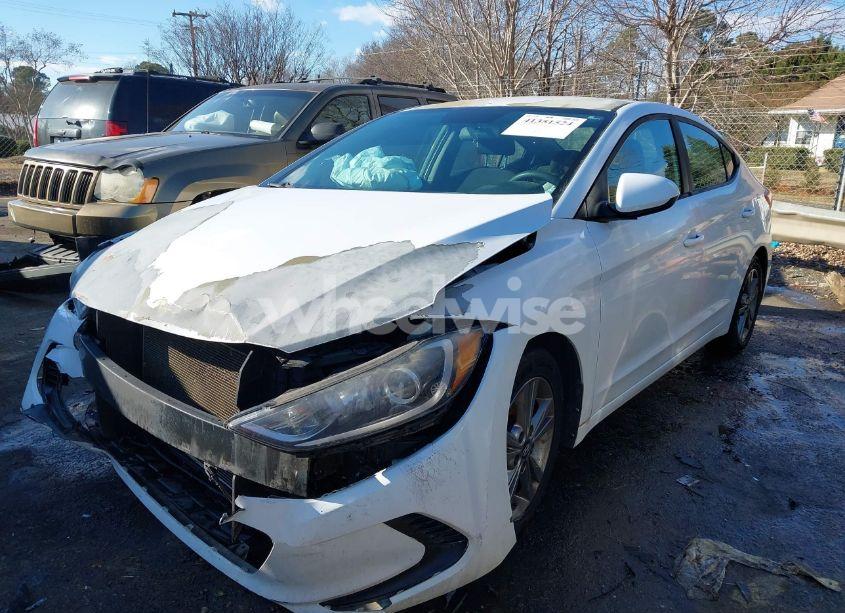 Photo 2 of 2018 Hyundai Elantra SEL (VIN 5NPD84LF9JH319533)