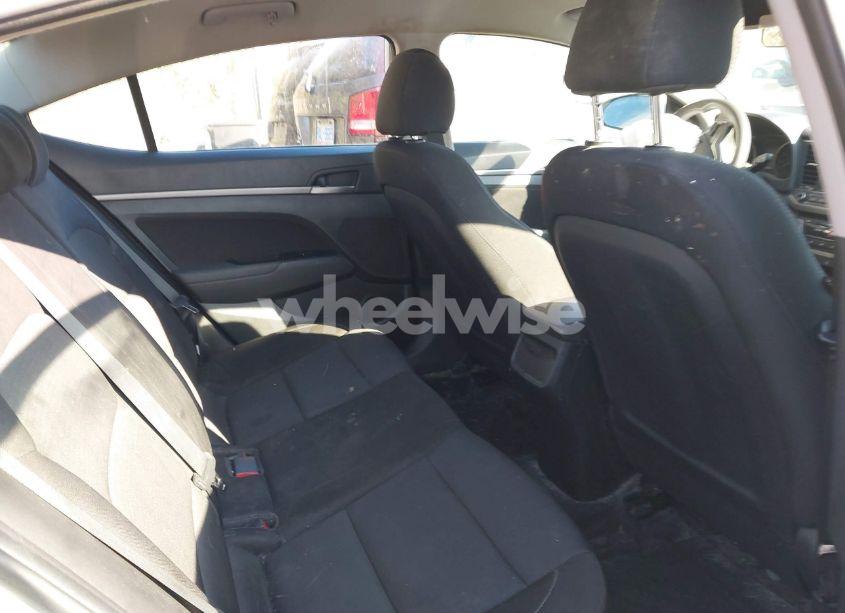Photo 8 of 2018 Hyundai Elantra SEL (VIN 5NPD84LF9JH319533)