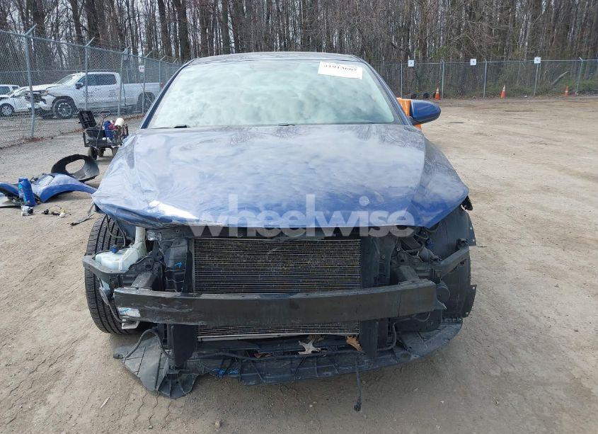 Photo 12 of 2018 Hyundai Elantra SEL (VIN 5NPD84LF9JH351186)