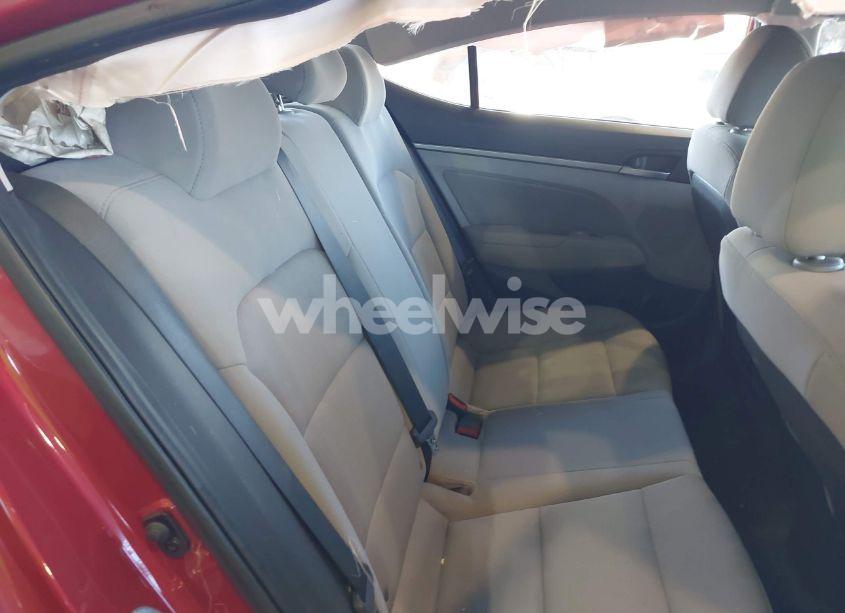 Photo 8 of 2018 Hyundai Elantra SEL (VIN 5NPD84LF9JH375553)