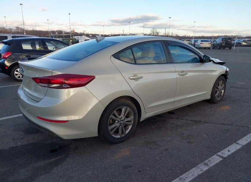 Photo 4 of 2018 Hyundai Elantra SEL (VIN 5NPD84LF9JH378887)