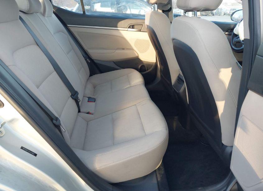 Photo 8 of 2018 Hyundai Elantra SEL (VIN 5NPD84LF9JH378887)