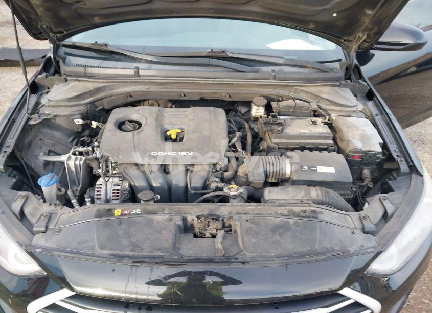 Photo 10 of 2018 Hyundai Elantra SEL (VIN 5NPD84LF9JH380655)