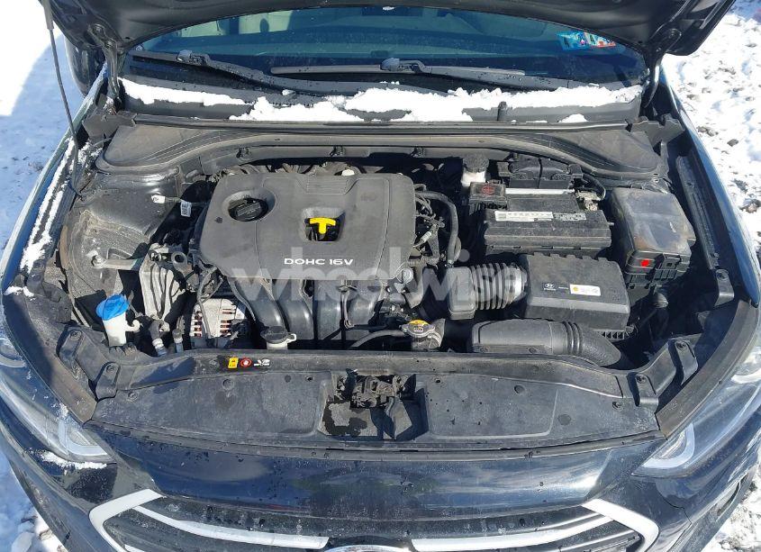 Photo 10 of 2018 Hyundai Elantra SEL/VALUE/LIMITED (VIN 5NPD84LF9JH389372)