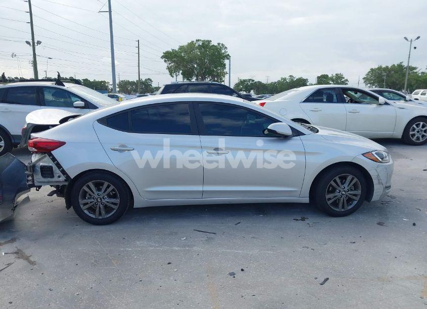 Photo 14 of 2018 Hyundai Elantra SEL (VIN 5NPD84LF9JH389453)