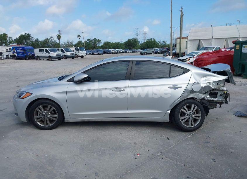 Photo 15 of 2018 Hyundai Elantra SEL (VIN 5NPD84LF9JH389453)