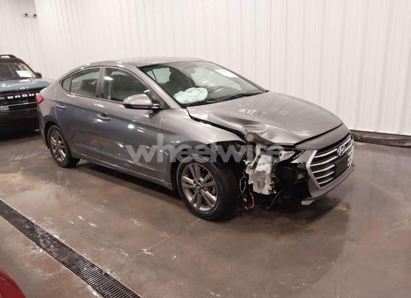 2018 Hyundai Elantra SEL (VIN 5NPD84LF9JH390344) main photo