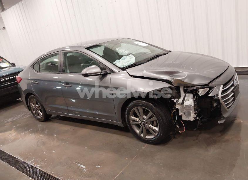 Photo 13 of 2018 Hyundai Elantra SEL (VIN 5NPD84LF9JH390344)
