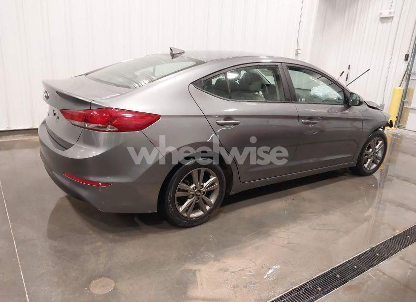 Photo 4 of 2018 Hyundai Elantra SEL (VIN 5NPD84LF9JH390344)