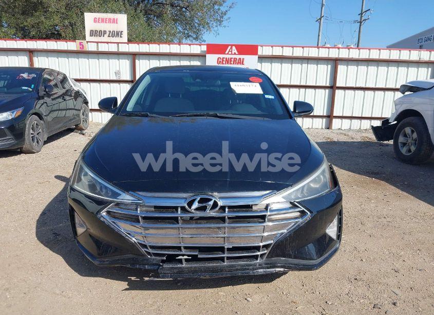 Photo 12 of 2019 Hyundai Elantra SEL (VIN 5NPD84LF9KH421884)