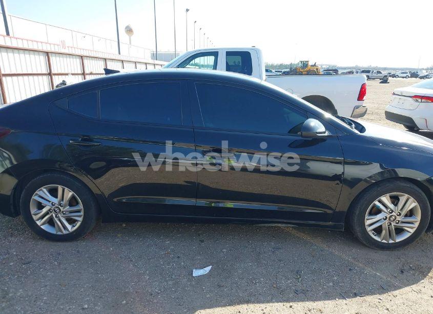 Photo 13 of 2019 Hyundai Elantra SEL (VIN 5NPD84LF9KH421884)