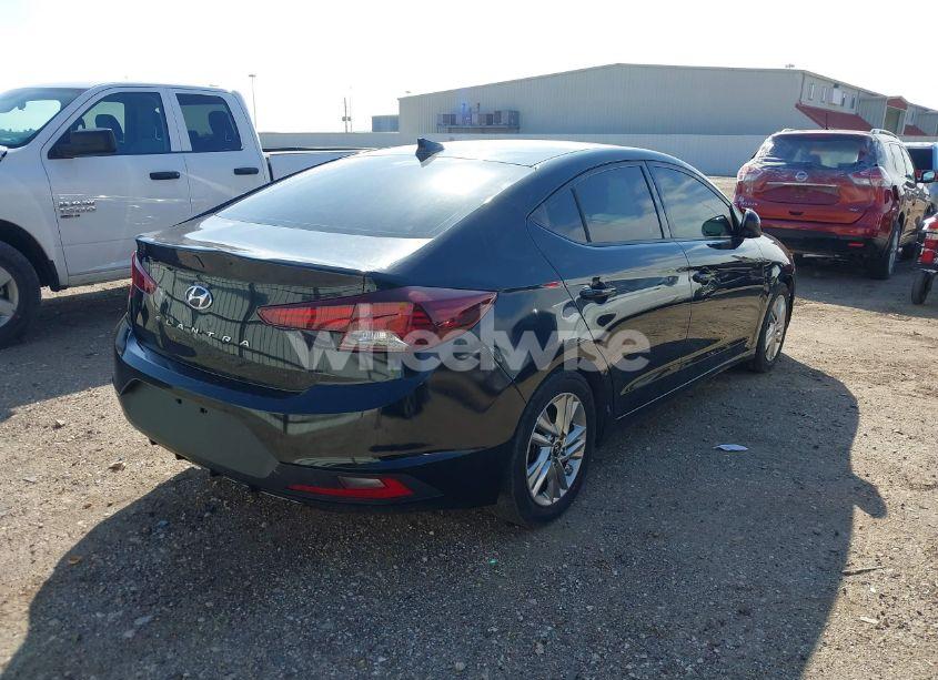 Photo 4 of 2019 Hyundai Elantra SEL (VIN 5NPD84LF9KH421884)