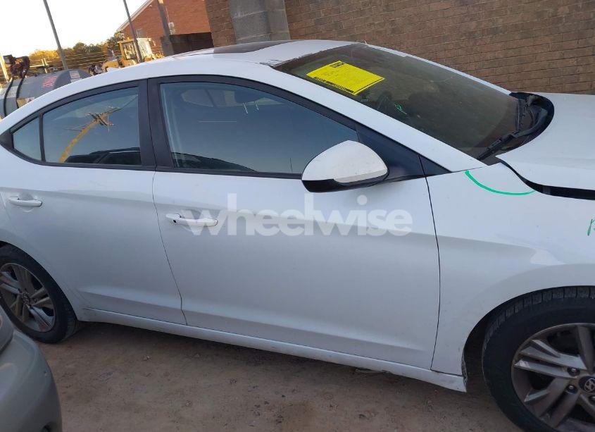 Photo 13 of 2019 Hyundai Elantra VALUE EDITION (VIN 5NPD84LF9KH422131)